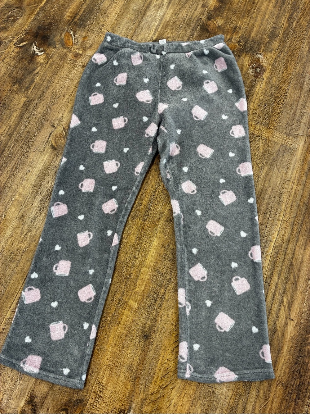 Forever 21 Gray Fleece Pajama Pants with Pink Mug Pattern